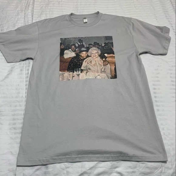 MENS TULTEX STREETWEAR EASY BETTY GOLDEN ERA MASHUP SHIRT SIZE LARGE BRAND NEW - Picture 2 of 3